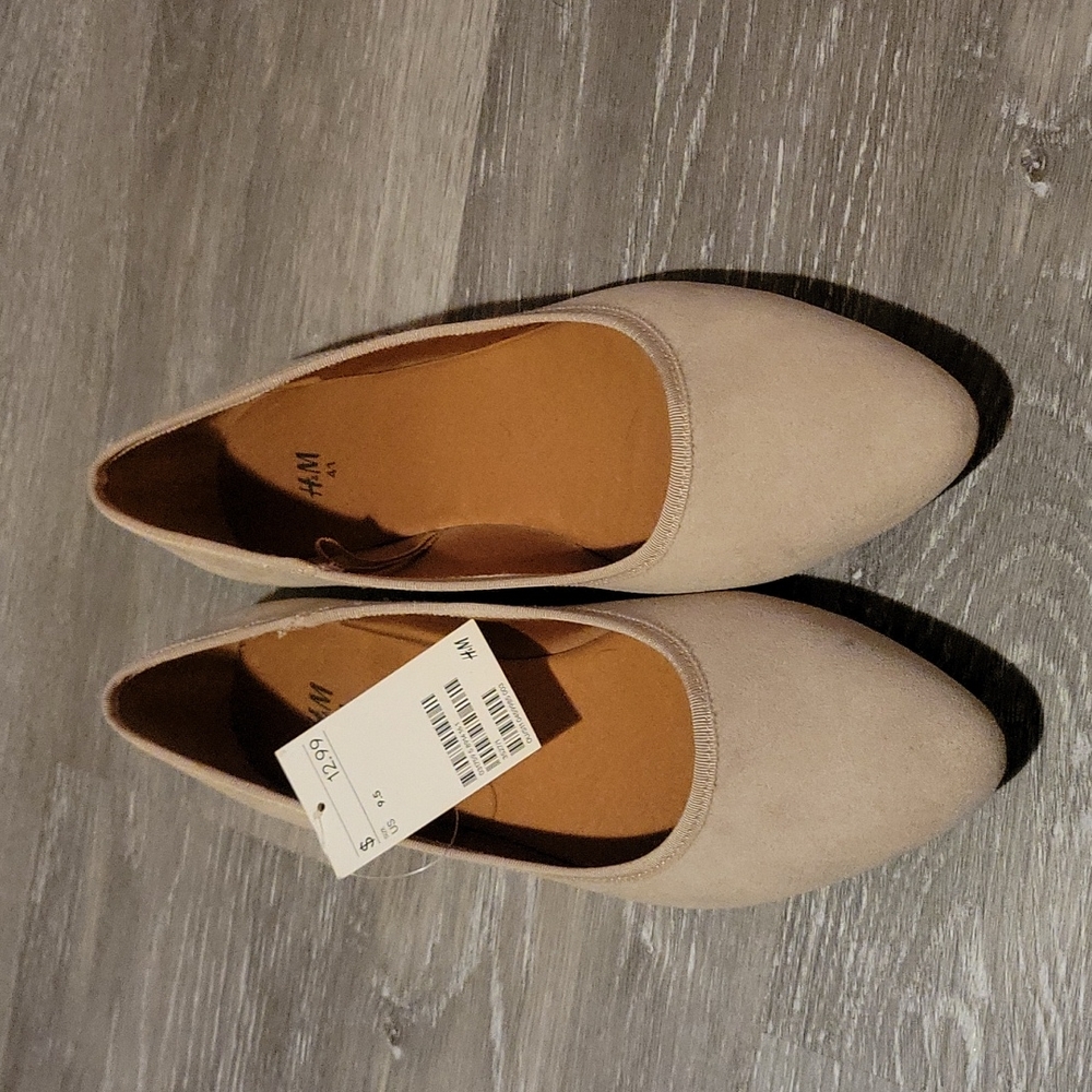 H&M nude flats
